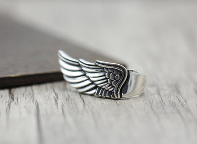 Anillo de Alas Personalizado Estilo Vintage - Image 8