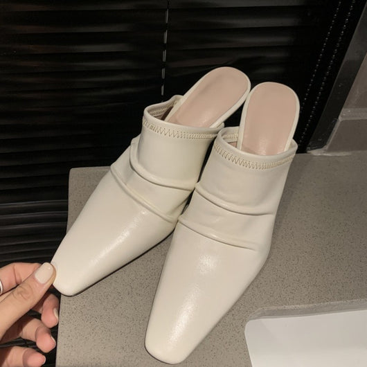 Zapatos de Cuero Vacuno con Punta Cerrada y Tacón Fino Plisado - Image 8