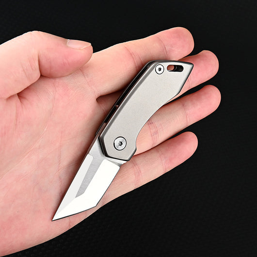 Cuchillo Táctico de Aleación de Titanio Portátil Multiusos con Abreador - Image 4