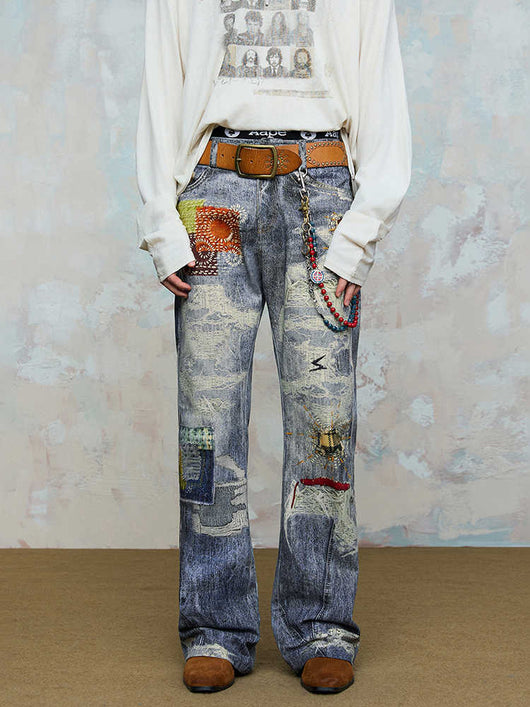 Jeans con Parches 3D Impresos y Cierre Micro-Pull Digital - Image 7