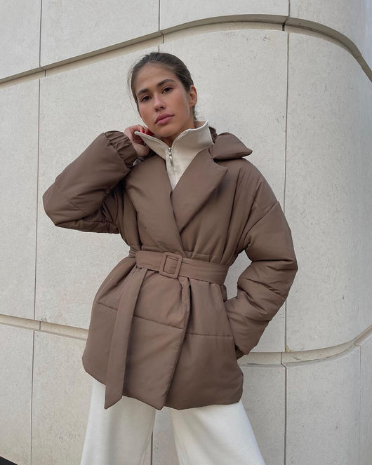 Abrigo de Invierno Entallado para Mujer - Diseño Clásico con Solapa y Cintura Marcada - Image 14