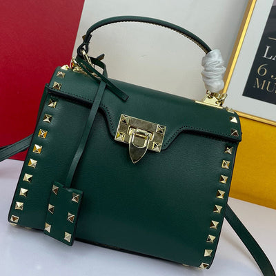 Bolso de Cuero Genuino con Remaches y Correa Cruzada - Image 14