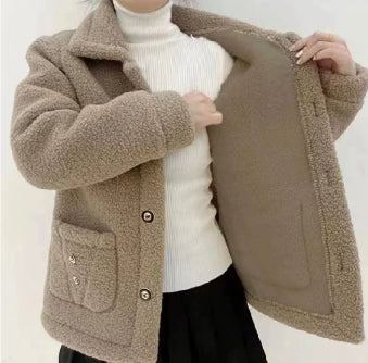Abrigo Largo de Invierno para Mamá con Forro Polar y Efecto Cachemira - Image 11