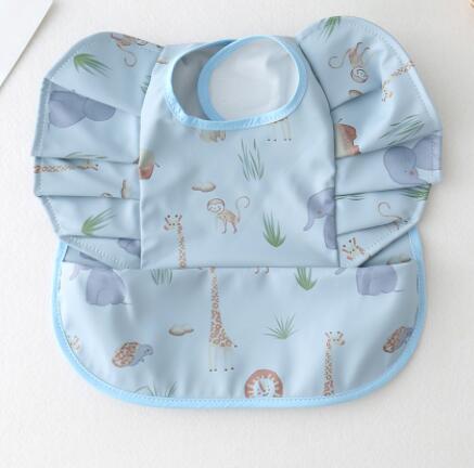 Babero Impermeable con Bolsillo Alas de Ángel para Bebé - Image 22