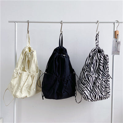 Bolsa Bucket con Cordón Ajustable - Diseño Versátil para Mujer - Image 10