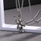 Mens Creative, Movable Mechanical Rabbit Necklace Plateado