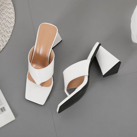 Sandalias de Tacón Cuadrado Alto con Punta Triangular - Image 9