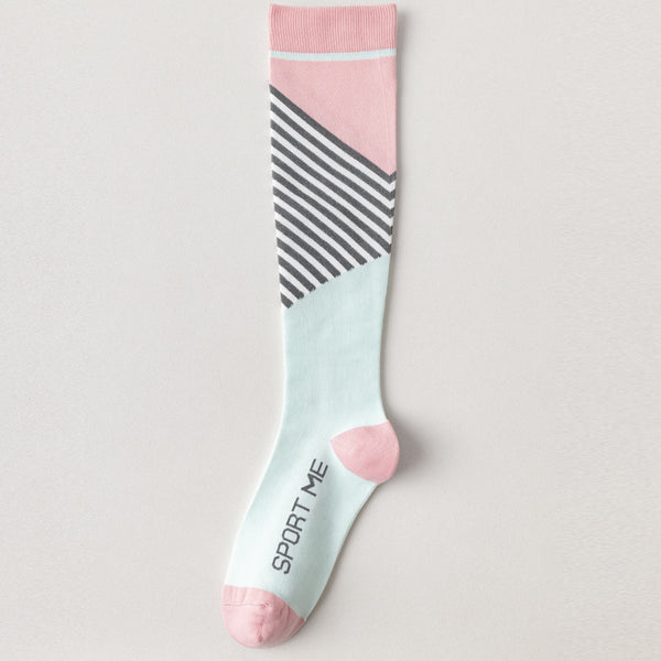 Calcetines de Compresión Deportiva para Mujer - Rendimiento Profesional - Image 6
