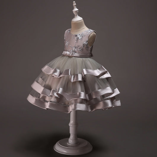 Vestido Infantil con Mangas Abullonadas y Bordados Delicados - Image 11