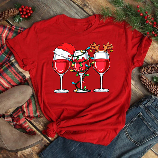 Playera de Pareja Navideña con Copas de Vino para Él y Ella