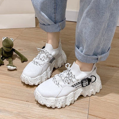 Zapatillas Deportivas Papá con Suela Gruesa y Tejido Volador - Image 11