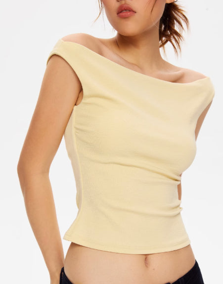 Chaleco Tejido Tencel Hombro Descubierto con Doble Capa Frontal - Image 13