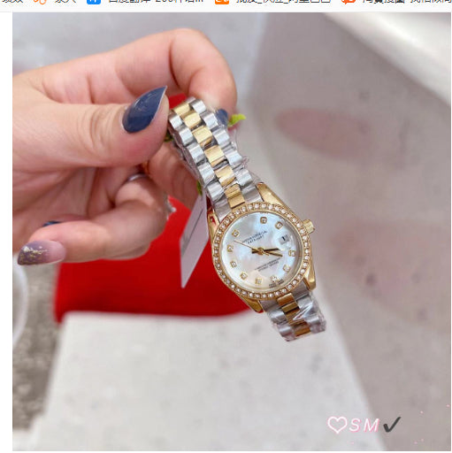 Reloj Dorado Resistente al Agua para Mujer - Image 6