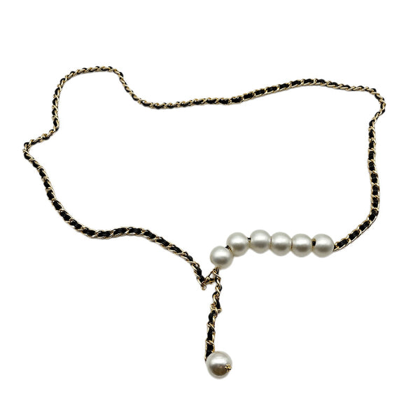 Cinturón Cadena Trenzada de Perlas y Metal Elegante