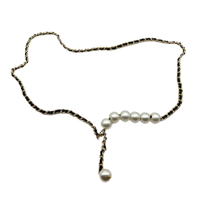 Cinturón Cadena Trenzada de Perlas y Metal Elegante