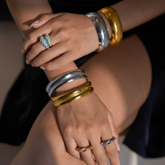 Pulsera de Acero Titanio para Mujer con Acabado Pulido Fino