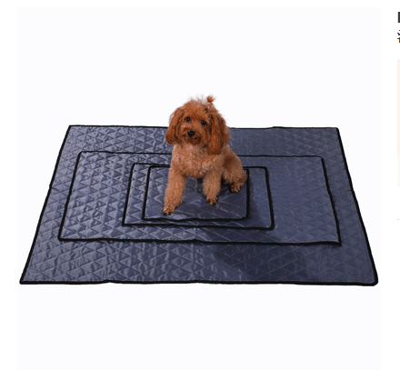 Colchoneta Protectora para Mascotas - Antideslizante e Impermeable - Image 3