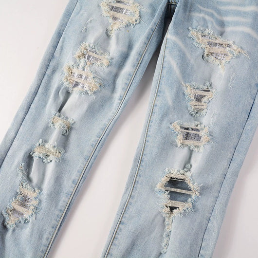 Jeans Ajustados para Hombre con Parches Diamante Claro y Detalles Perforados - Image 15