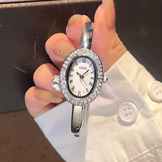 Reloj Pulsera Mujer Diseño Ovalado Elegante