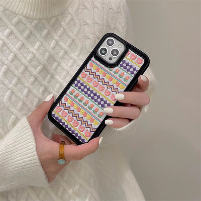 Funda para Celular con Flores Bordadas Coloridas - Image 6