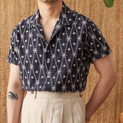 Camisa Suelta de Algodón Puro con Cuello Cubano y Bordado Festivo - Image 5