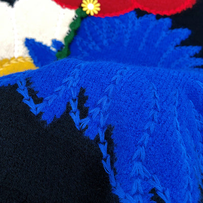 Blusa Tejida Étnica con Contraste de Colores y Flores - Image 5