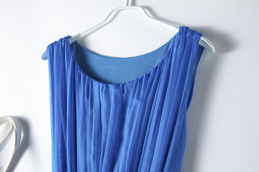 Conjunto Elegante Chaleco y Falda Larga en Seda - Image 20