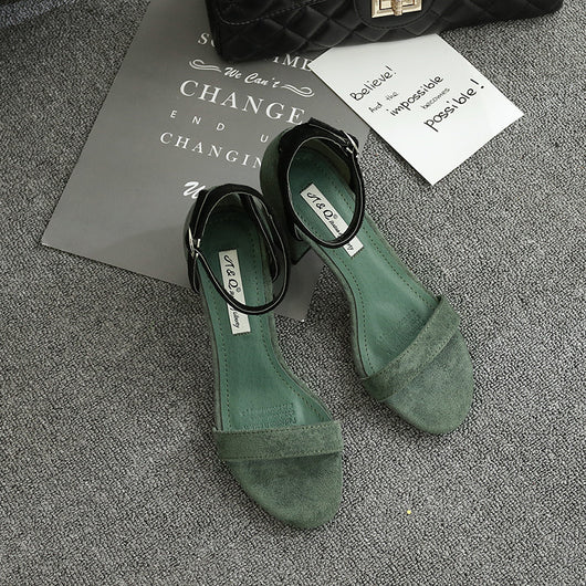Sandalias de Tacón Alto Estilo Coreano con Detalles Calados - Diseño Moderno y Elegante - Image 9