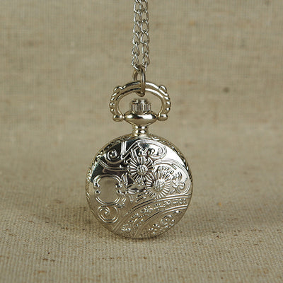 Reloj de Bolsillo Plateado con Números Romanos - Image 8