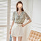 Blusa Elegante Cuello Francés Efecto Reductor en Chifón Floral