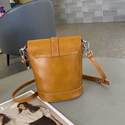 Bolso de Cuero Genuino con Cadena - Bandolera de Piel Auténtica - Image 24