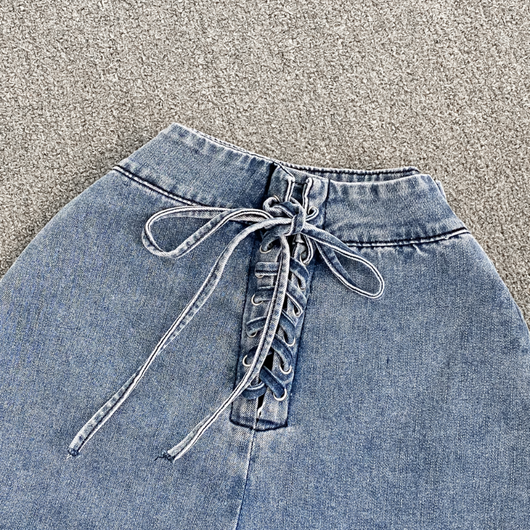 Shorts de Mezclilla Vintage Desgastado con Efecto Envejecido - Image 6