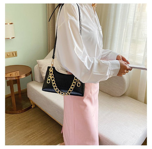 Bolso de Mano con Cadena Gruesa Axilar - Image 17