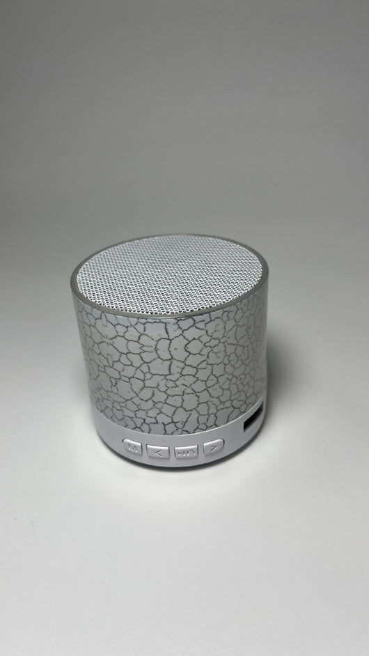 Altavoz Bluetooth Portátil A9 Mini con Subwoofer y Luz LED - Image 8