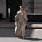 Gabardina Larga Beige con Cinturón y Capa