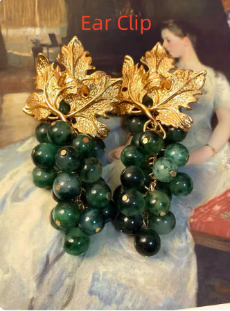 Aretes de Plata Artesanales con Diseño de Uva Vintage - Image 7