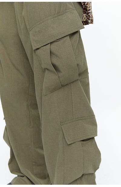 Pantalones Cargo Tácticos Verde Militar con Piernas Rectas y Múltiples Bolsillos - Image 8