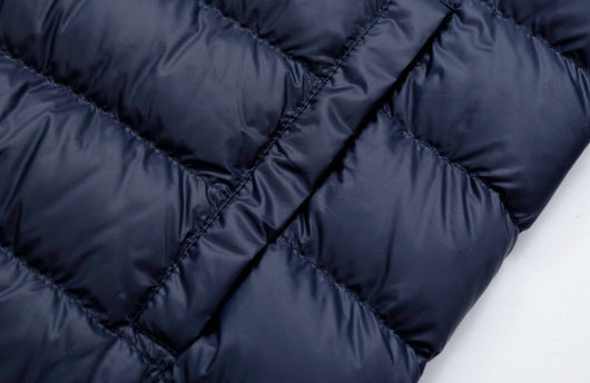 Chaqueta de Plumas para Hombre con Cuello Alto y Corte Moderno - Image 13