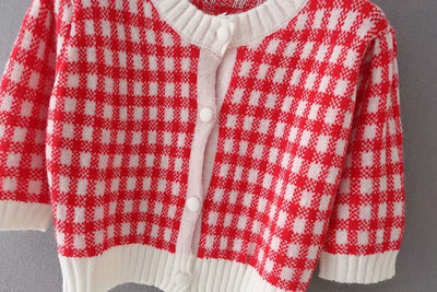 Blusa Cuello Redondo con Detalles en Contraste y Mangas Cinco Puntos - Image 10