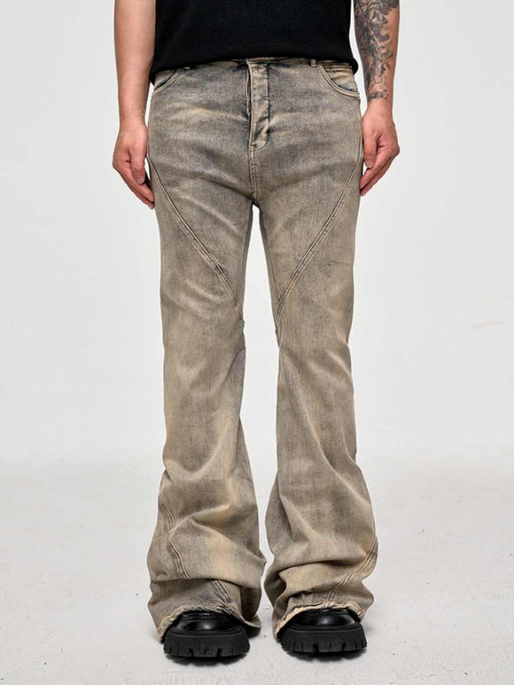 Jeans Desgastados con Efecto Teñido y Costuras Mezcladas