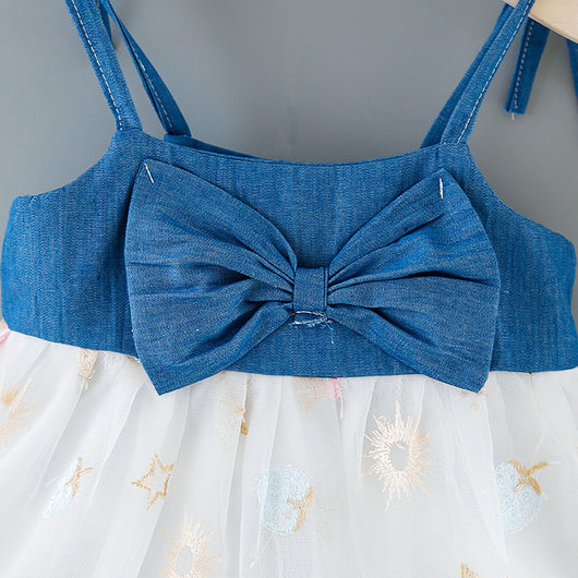 Vestido Infantil Denim con Detalles de Malla y Tirantes - Image 15