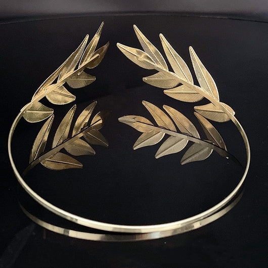 Diadema Nupcial con Hojas y Detalles en Metal - Image 3
