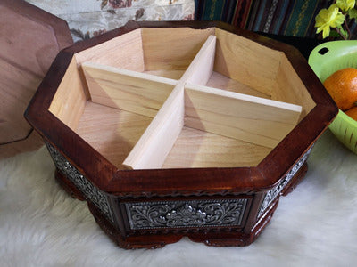 Bandeja de Frutas de Madera con Diseño Prismático - Caja de Dulces Auspiciosa de Ocho Tesoros - Image 4