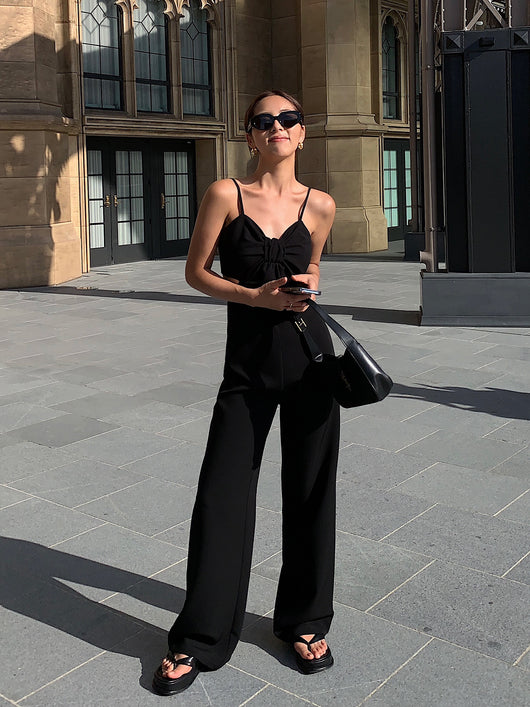 Jumpsuit de Escote V y Cintura Alta con Piernas Anchas - Image 8