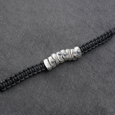 Pulsera Táctica de Paracord Plateado con Diseño Calavera - Image 2
