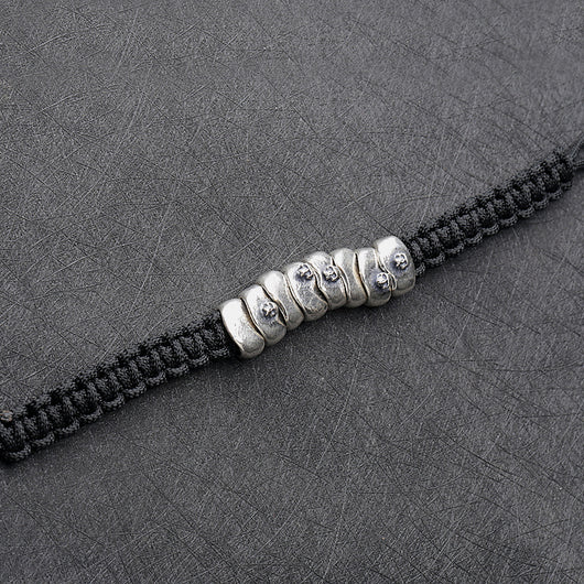 Pulsera Táctica de Paracord Plateado con Diseño Calavera - Image 2