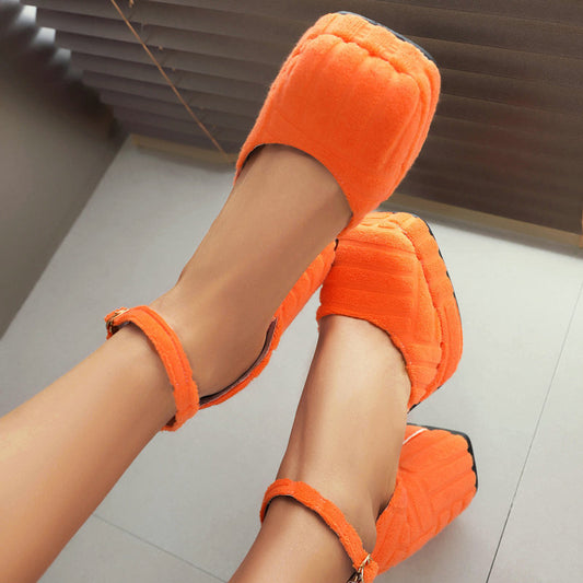 Sandalias de Tacón Alto Estilo Pasarela