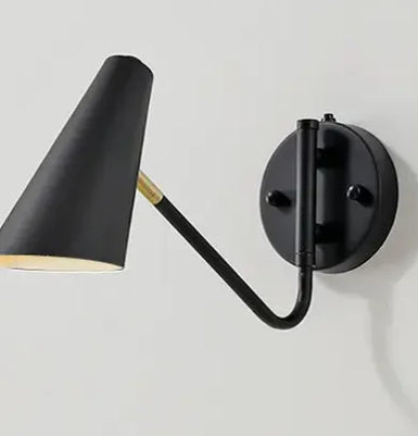 Lámpara de Pared Dorada Personalizada - Diseño en Hierro Artesanal - Image 9