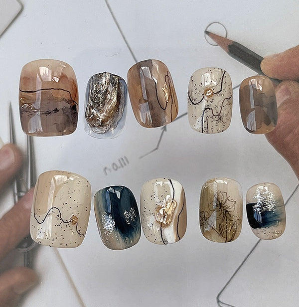 Armadura Abstracta Silenciosa con Halo de Líneas y Tinte Imposible