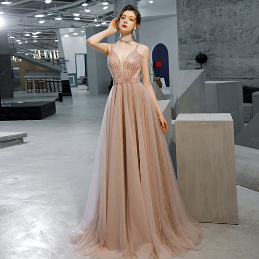 Vestido de Noche Elegante Alta Costura con Detalles Sofisticados - Image 10